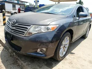 Toyota Venza 2010 Gray