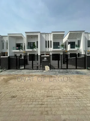 3bdrm Duplex in Ikota for sale