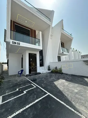 4bdrm Duplex in Ikota for sale