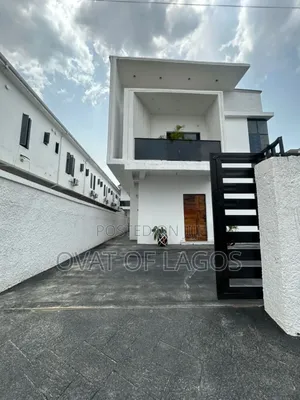 5bdrm Duplex in Ikota for sale
