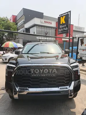 Toyota Tundra 2022 Black