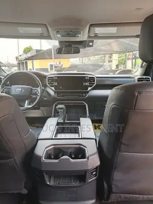 Toyota Tundra 2022 Black