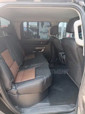 Toyota Tundra 2022 Black