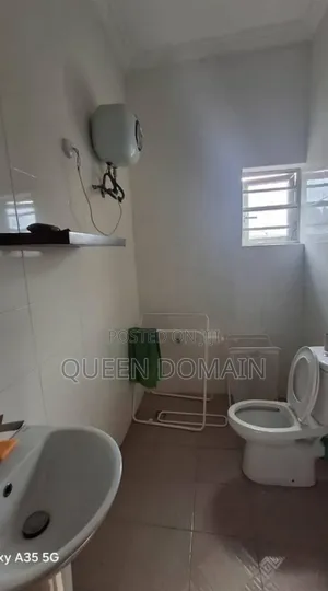 Furnished 2bdrm Block of Flats in Godnews Estate, Sangotedo for rent