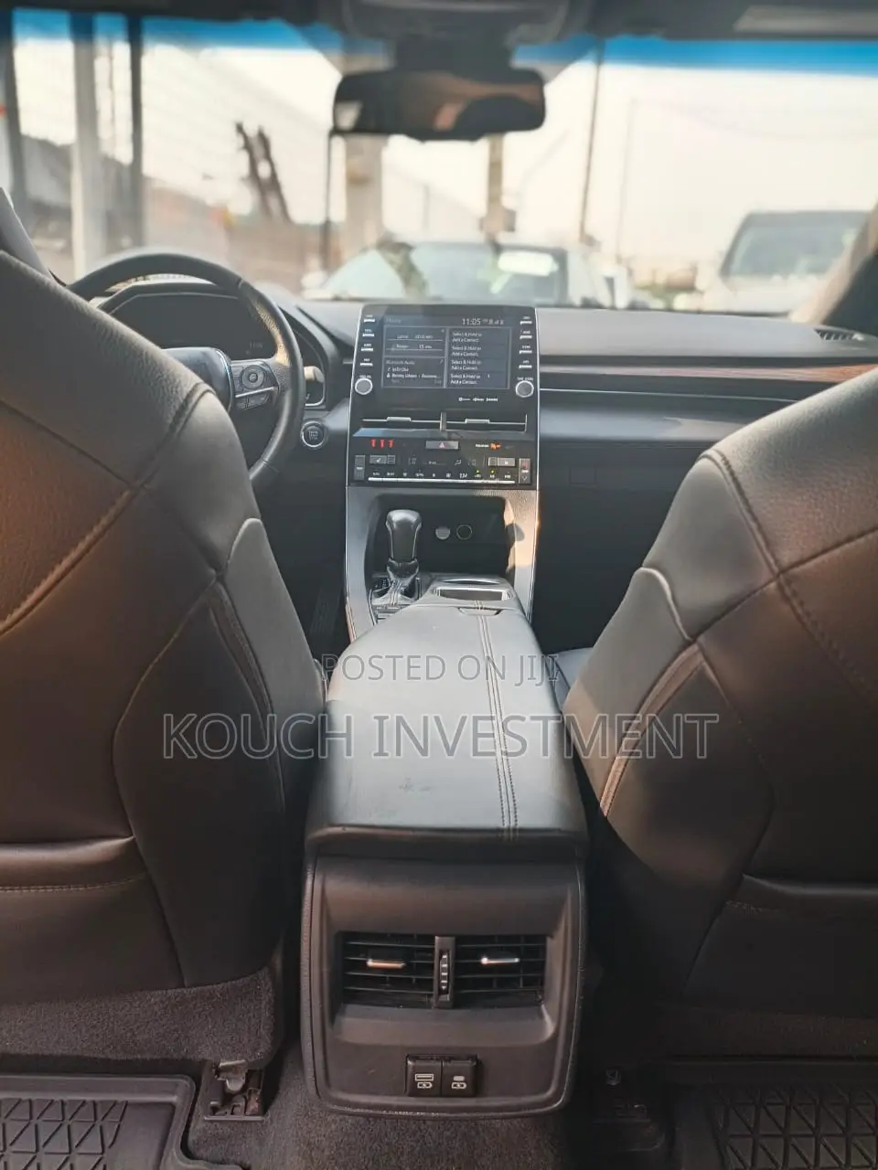 Toyota Avalon XLE 2021 Black