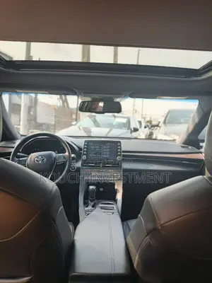 Toyota Avalon XLE 2021 Black