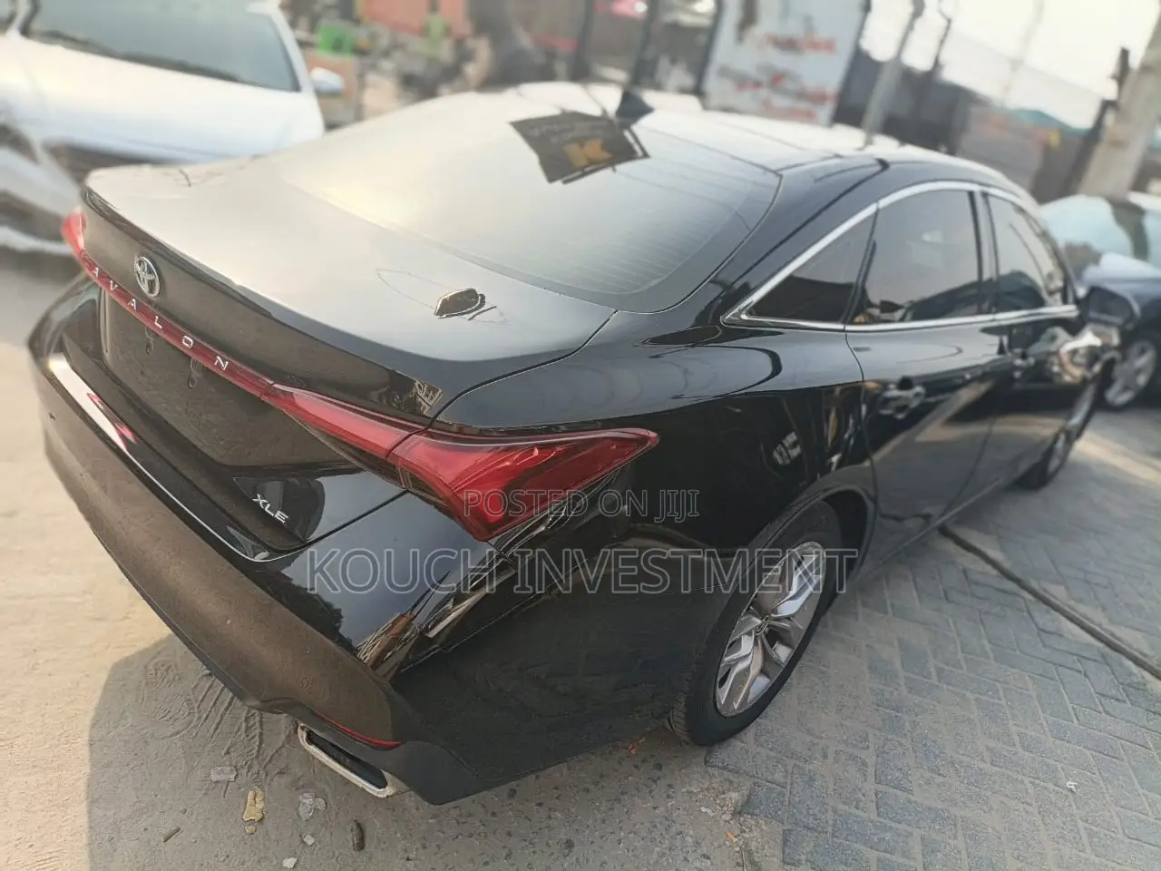 Toyota Avalon XLE 2021 Black
