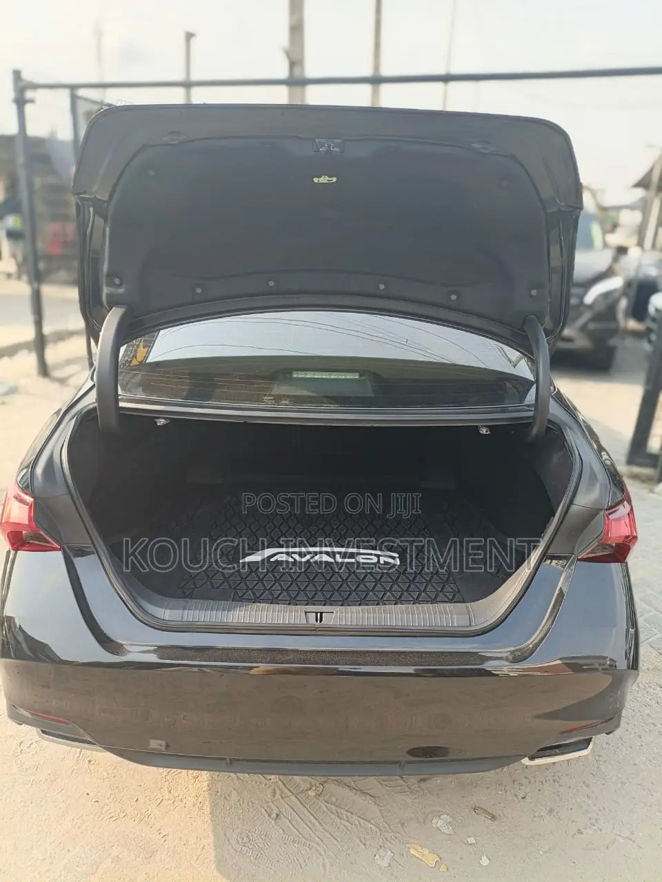 Toyota Avalon XLE 2021 Black