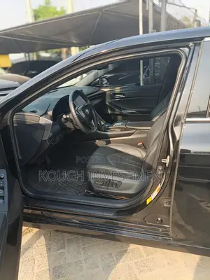 Toyota Avalon XLE 2021 Black