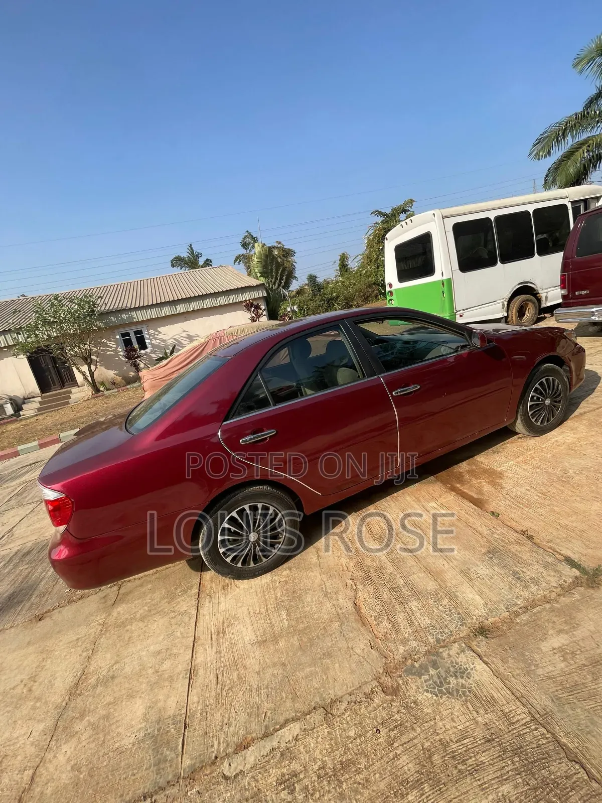 Toyota Previa 2004 Red