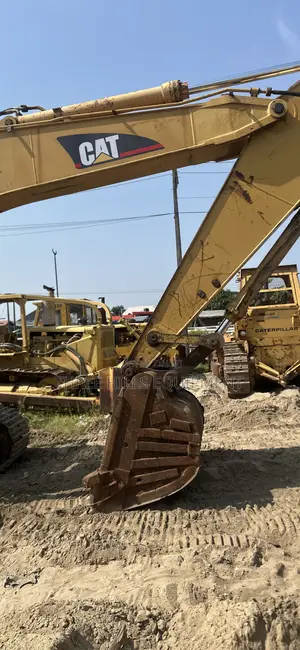 Excavator 330 Bl