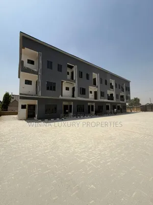 5bdrm Townhouse/Terrace in Lifecamp for sale