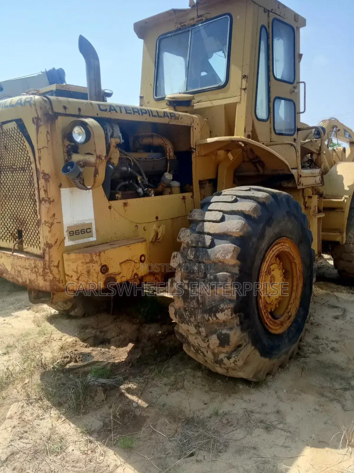 Fairly Foreign Used Caterpillar 966c Payloader.