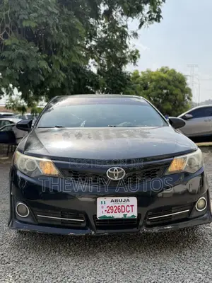 Toyota Camry SE 4dr Sedan (2.5L 4cyl 6A) 2012 Black