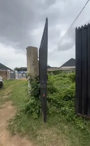 A Fully Secured Gated Prime Residential Plot 512sqm at New Kasumu Estate