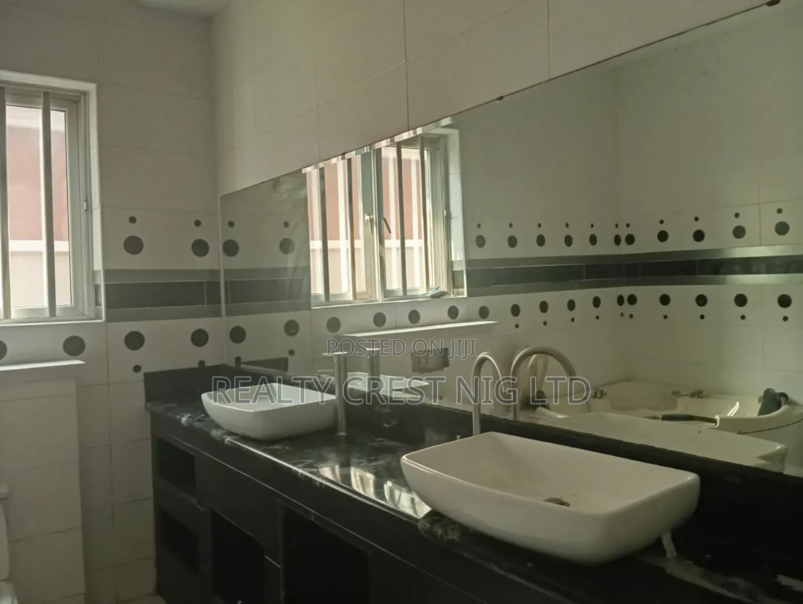 5bdrm Duplex in Ikeja GRA for rent