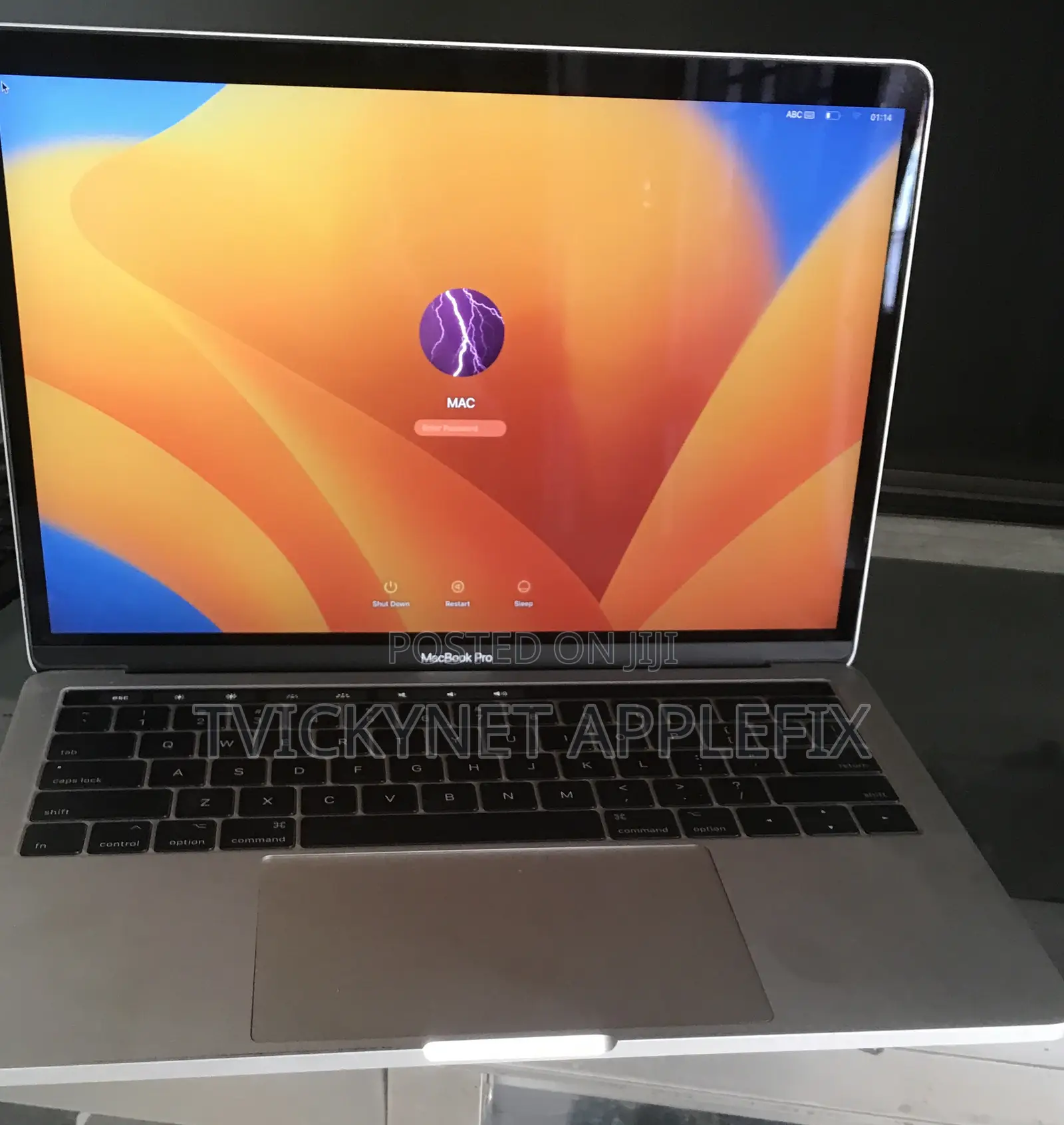 Laptop Apple MacBook Pro 2017 8GB Intel Core i5 SSHD (Hybrid) 256GB