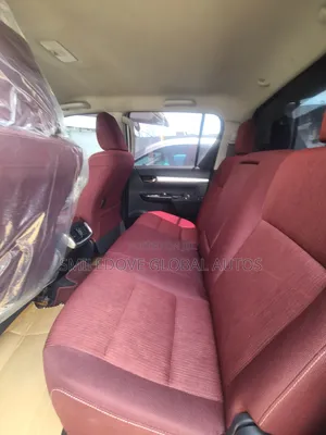Toyota Hilux 2018 White