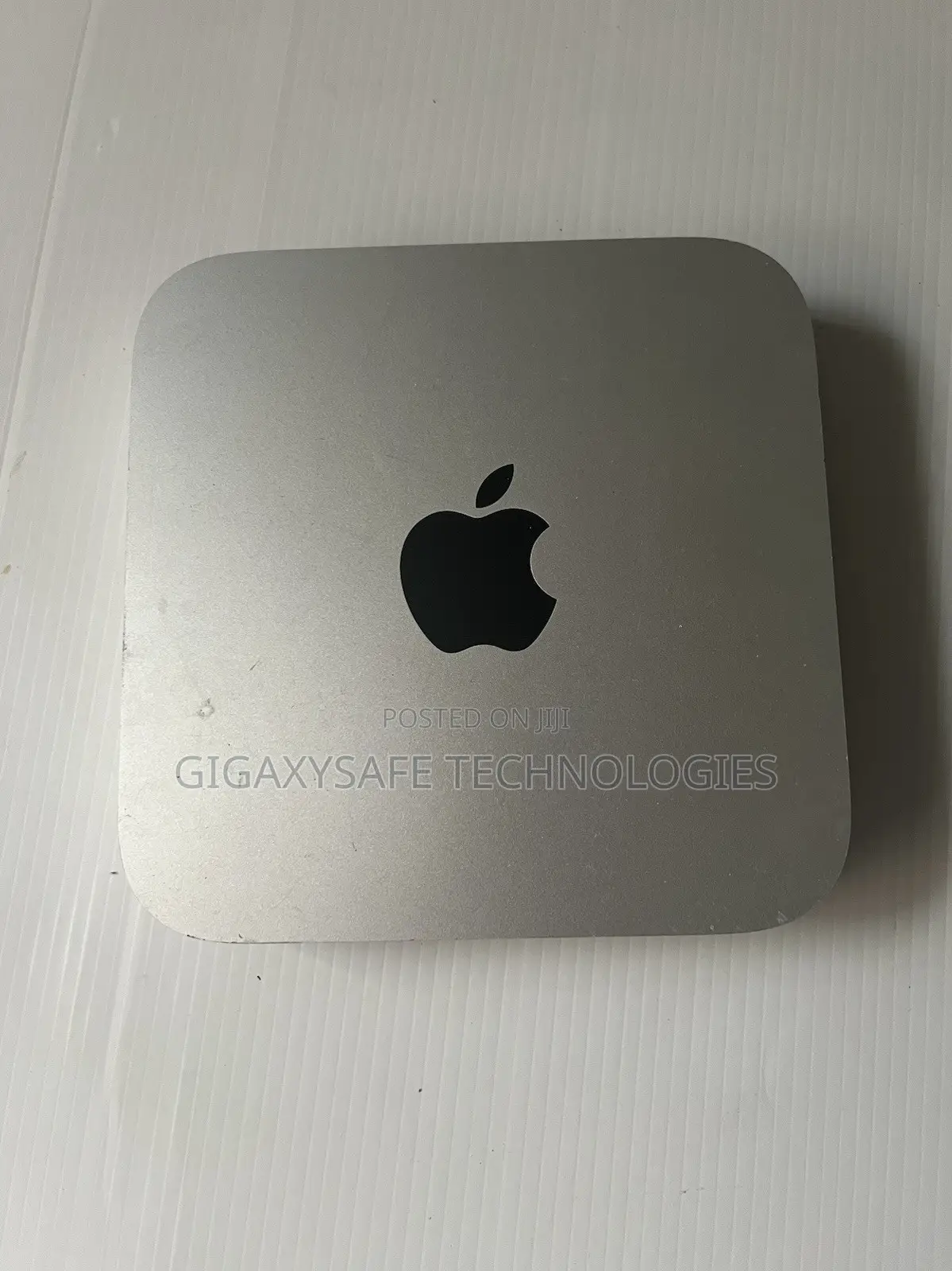 Desktop Computer Apple Mac Mini 4GB Intel Core i5 HDD 500GB