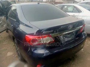 Toyota Corolla 2011 Blue