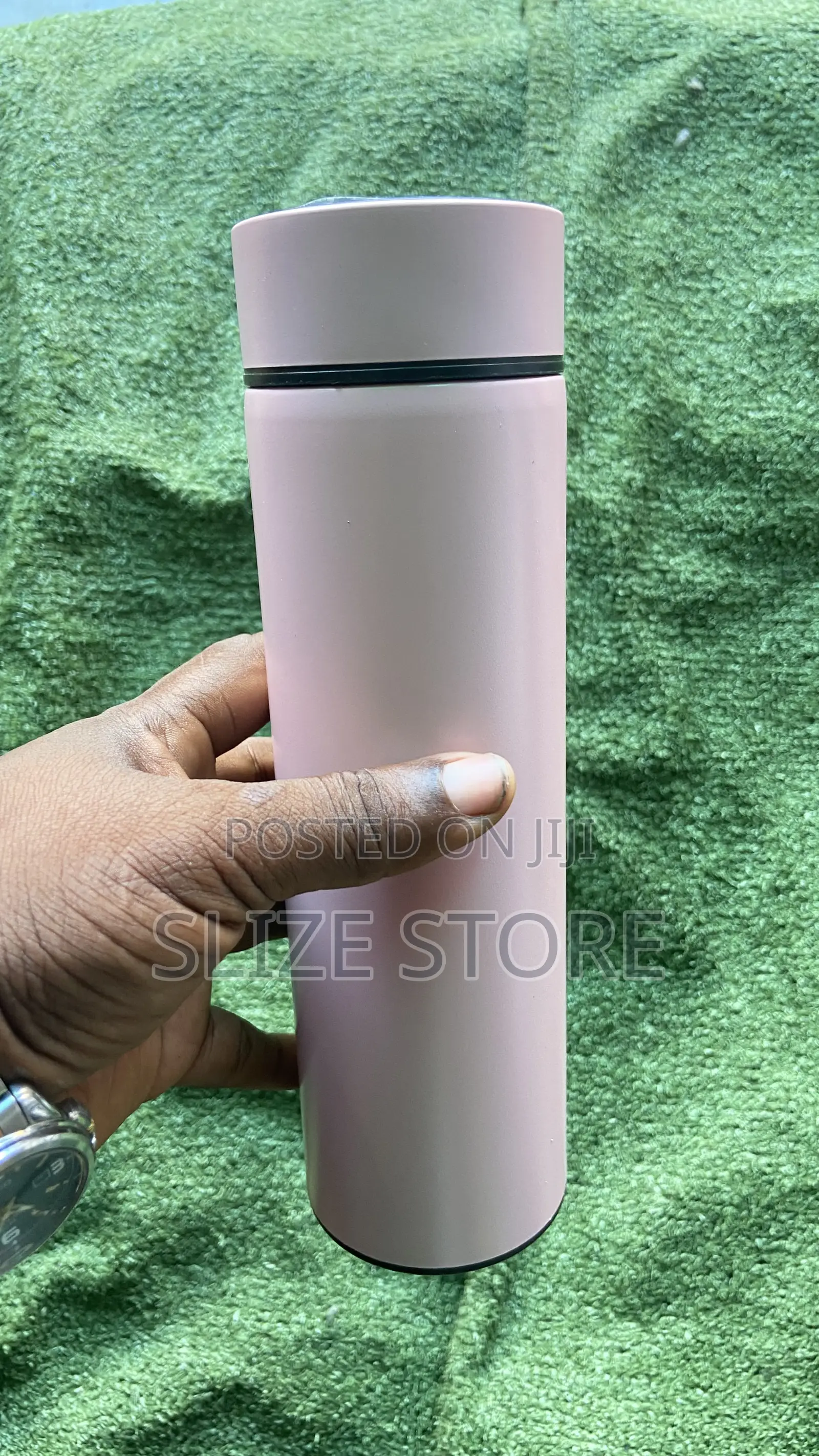 Temperature Display Vacuum Water Bottle - 500ml