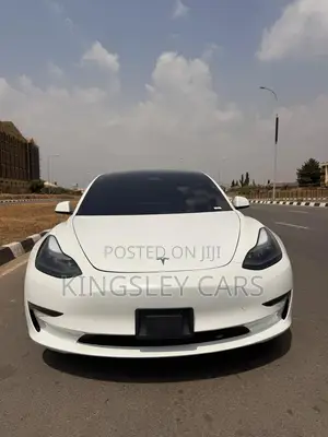 Tesla Model 3 60 kWh 2023 White