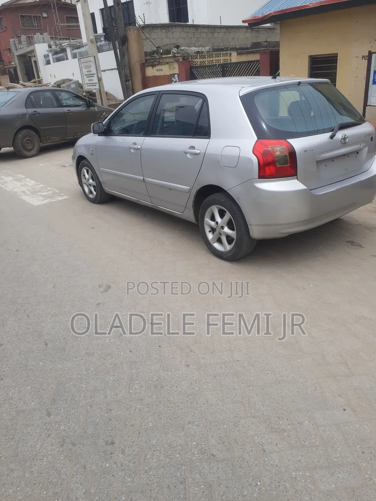 Toyota Corolla Liftback 2005 Silver