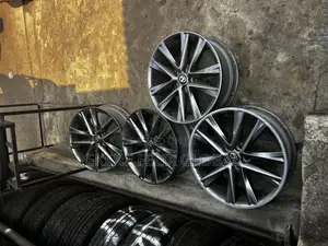 19rim Lexus