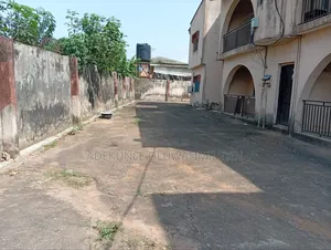 Furnished 3bdrm Block of Flats in Alimosho for sale
