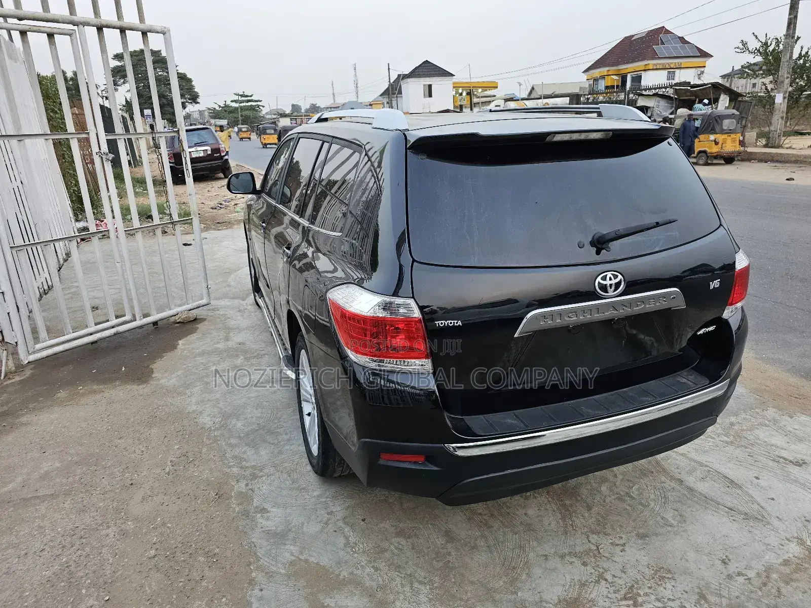 Toyota Highlander 2012 Black