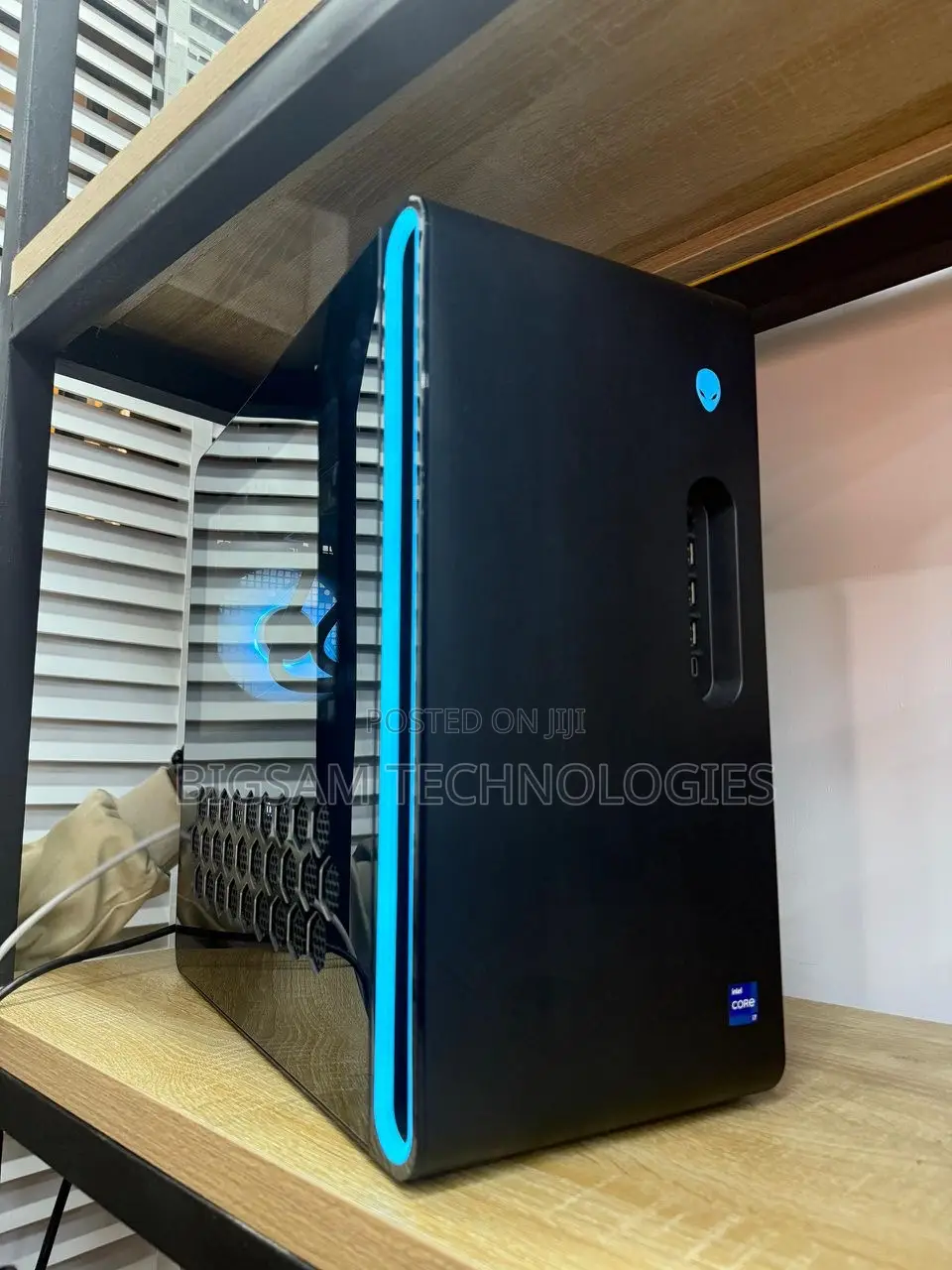 Laptop Dell Alienware 16 Aurora 32GB Intel Core i7 SSD 1T
