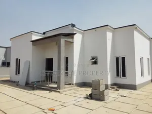 3bdrm Bungalow in City Estate, Lugbe District for rent