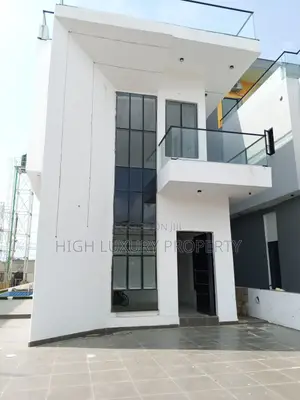 Furnished 6bdrm Mansion in Buena Vista Estate, Ikota for sale