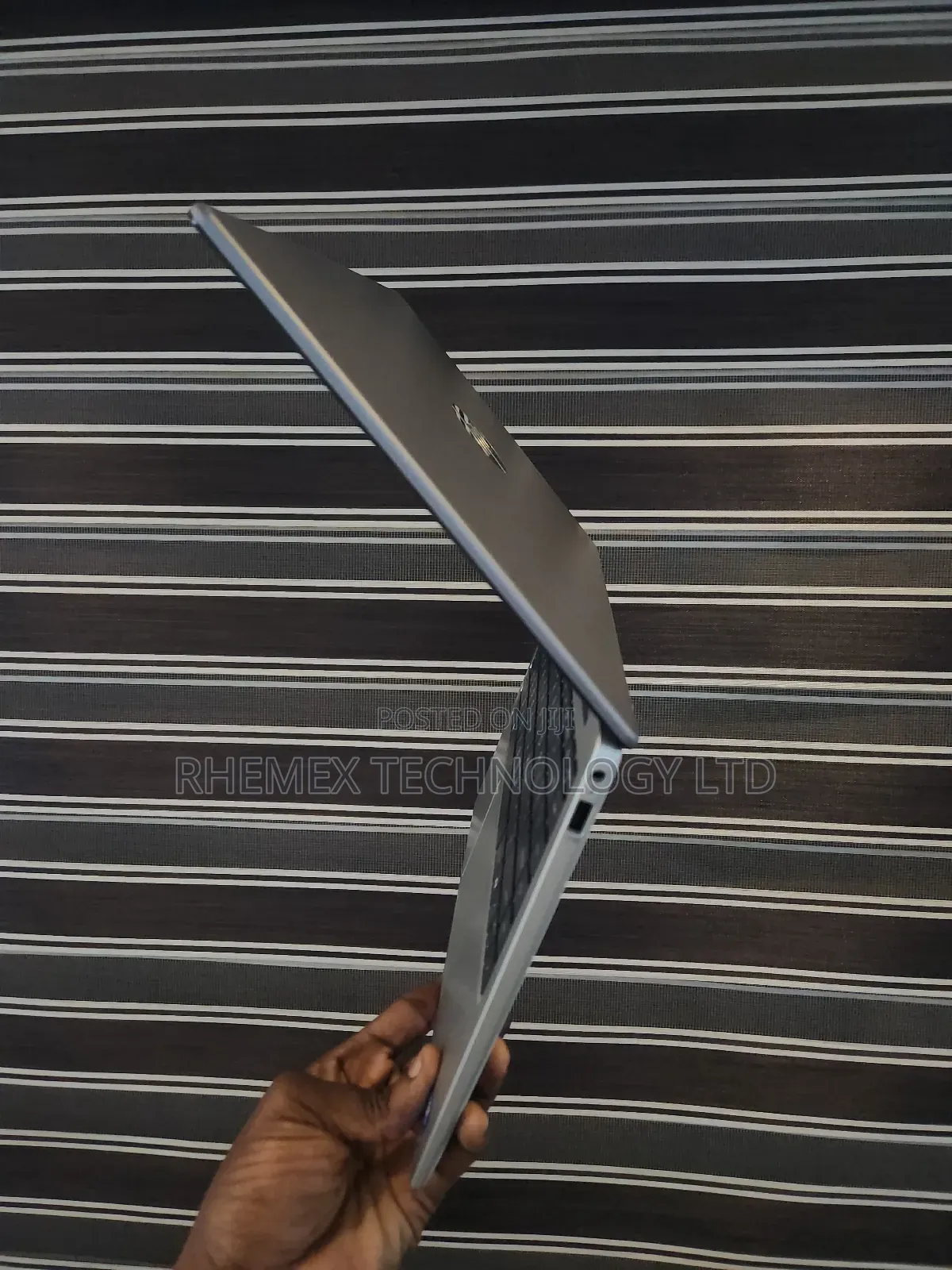 New Laptop HP 240 8GB Intel Core 5 SSD 512GB