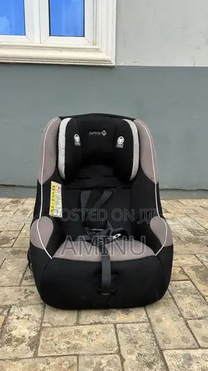 Car Seater