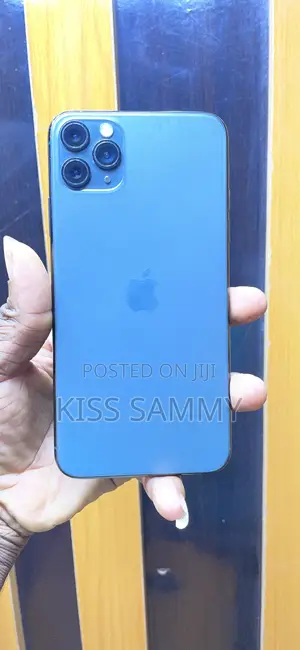 Apple iPhone 11 Pro Max 64 GB Blue