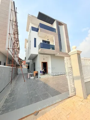 5bdrm Duplex in Ikeja for sale