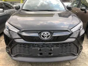 Toyota Frontlander 2.0 Petrol FWD 2023 Black