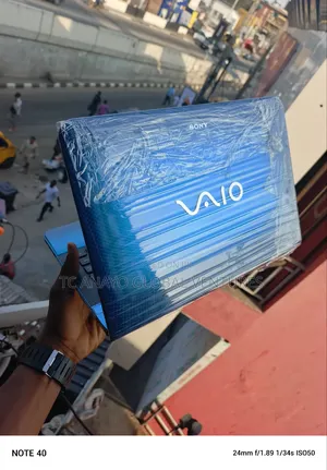 Laptop Sony VAIO VPC-CA15FG 4GB Intel Core i3 HDD 320GB