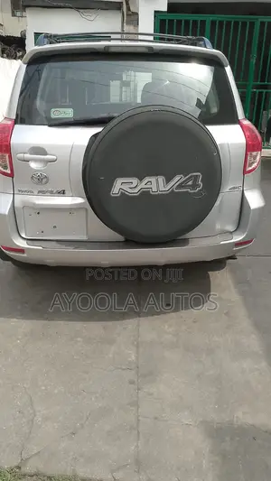 Toyota RAV4 2008 Silver