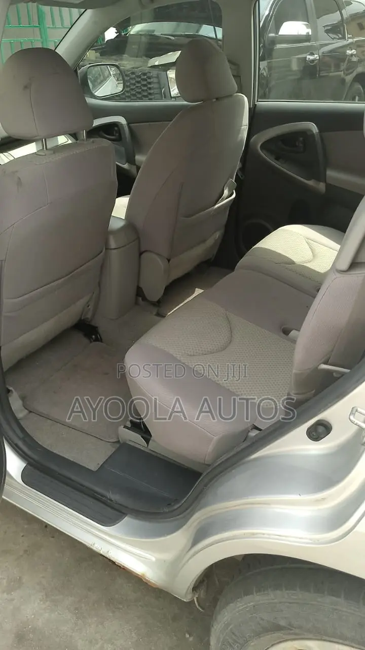 Toyota RAV4 2008 Silver