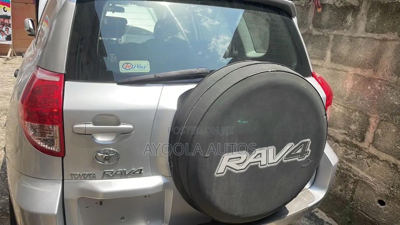 Toyota RAV4 2008 Silver
