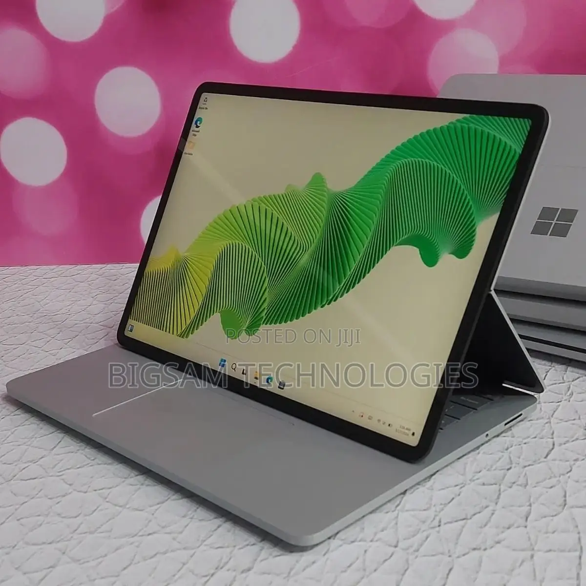 New Laptop Microsoft Surface Laptop Studio 32GB Intel Core i7 SSD 1T