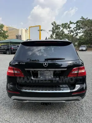 Mercedes-Benz M Class ML350 4MATIC 4dr SUV AWD (3.5L 6cyl 7A) 2014 Black