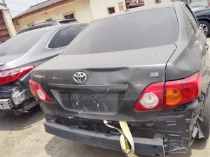 Toyota Corolla 2009 Gray