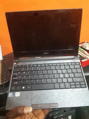 Laptop Acer Aspire One 2GB Intel Atom HDD 160GB