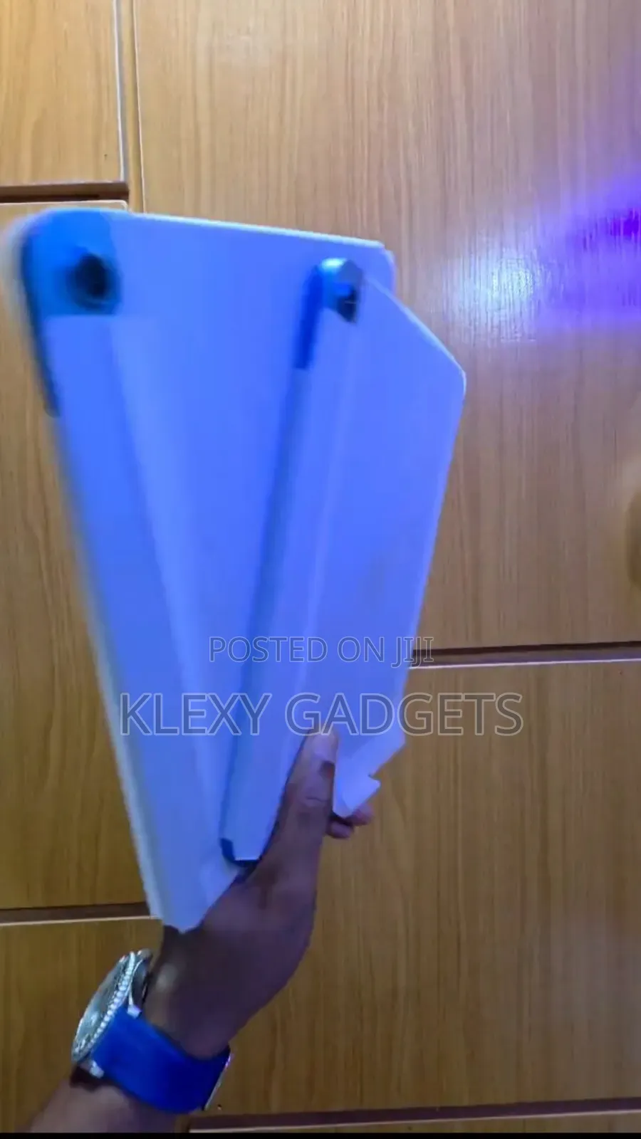 New Apple iPad (2025) 128 GB Blue