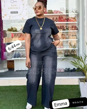 Beautiful Luxury and Classy Two-Piece Jeans