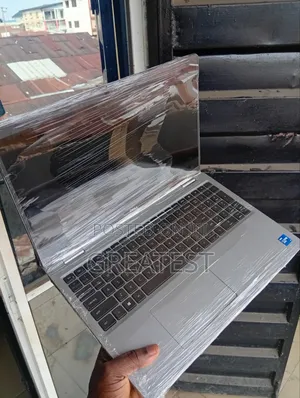 New Laptop Dell Latitude 5520 16GB Intel Core i7 SSD 512GB