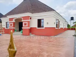 4bdrm Apartment in Park Gardens Town, Ikorodu for sale